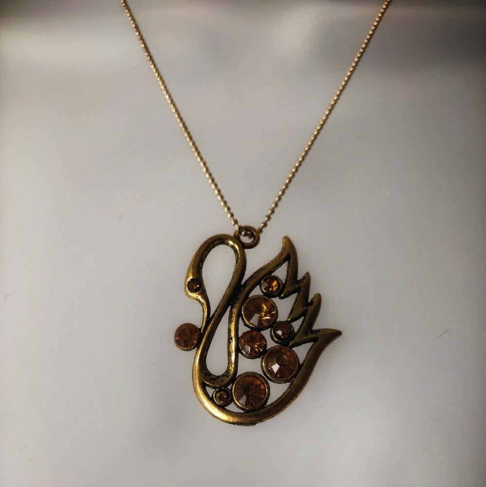 Swan Necklace